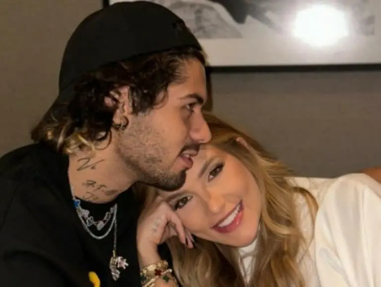 Ze Felipe e Virginia Fonseca