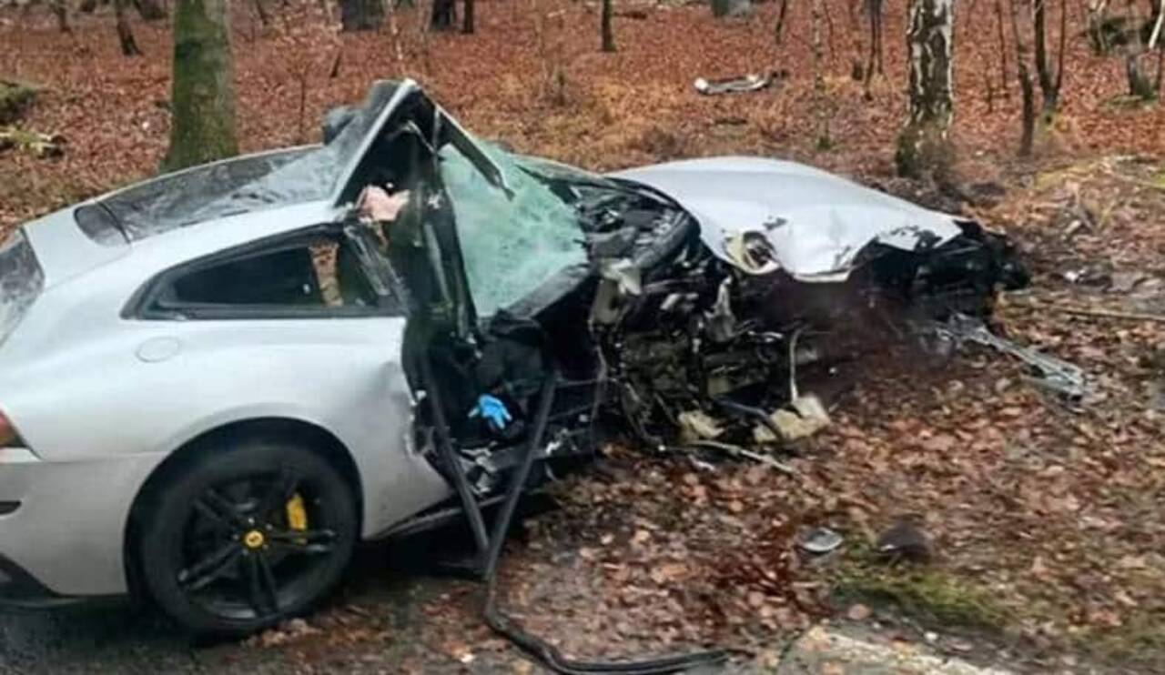 Michail Antonio sofre grave acidente de trânsito em Essex com carro avaliado em £200 mil