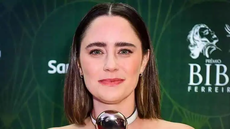 fernanda vasconcellos