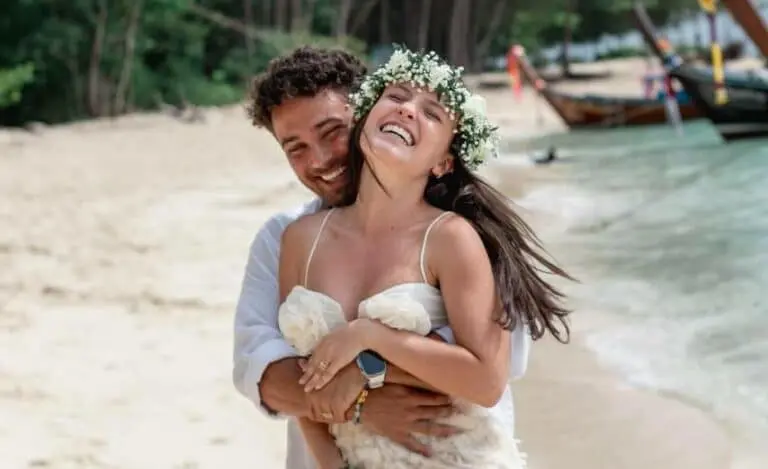 larissa manoela e noivo