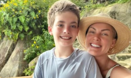 Ana Hickman e filho