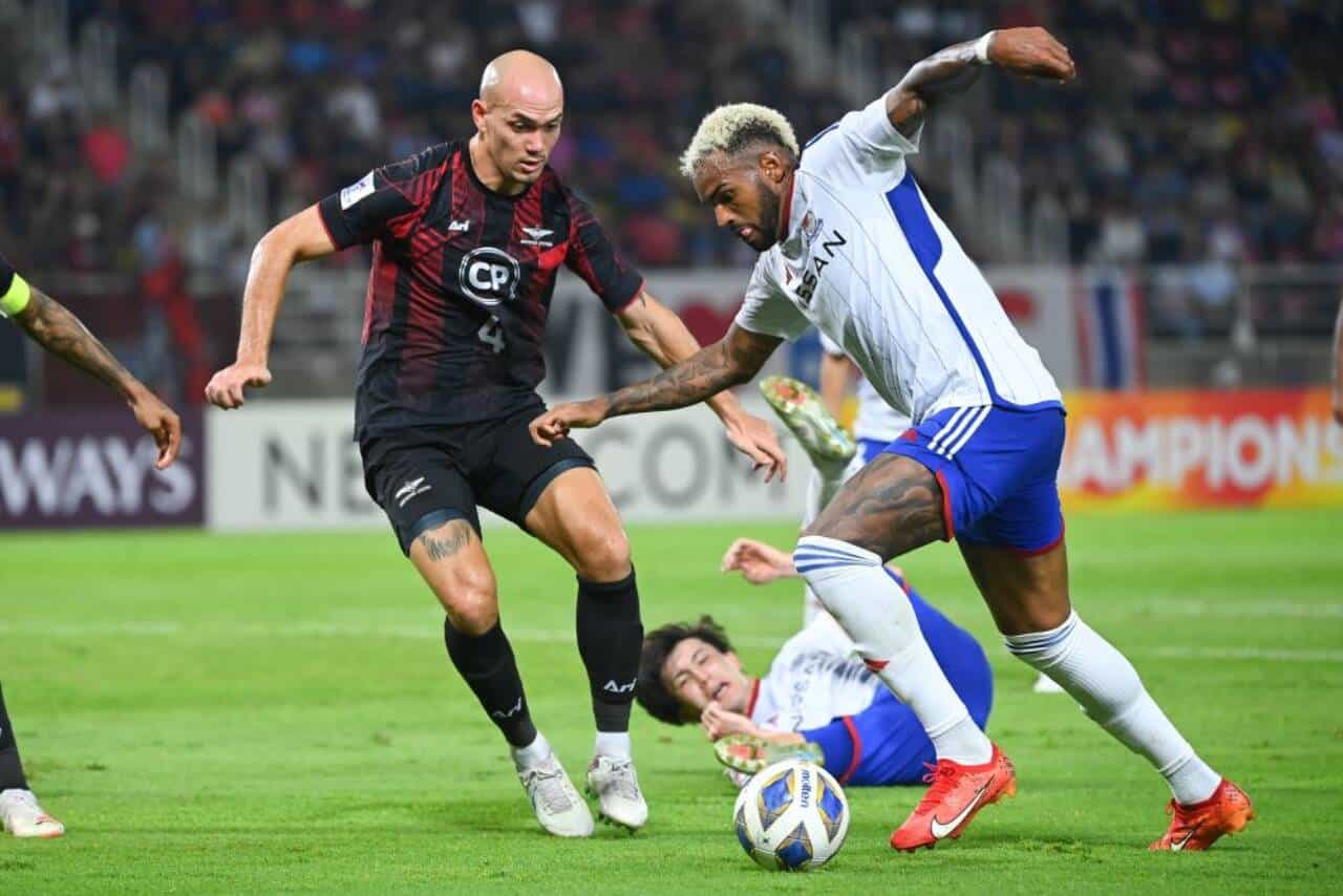 Botafogo encerra negociações milionárias por Anderson Lopes após recusas do Yokohama Marinos
