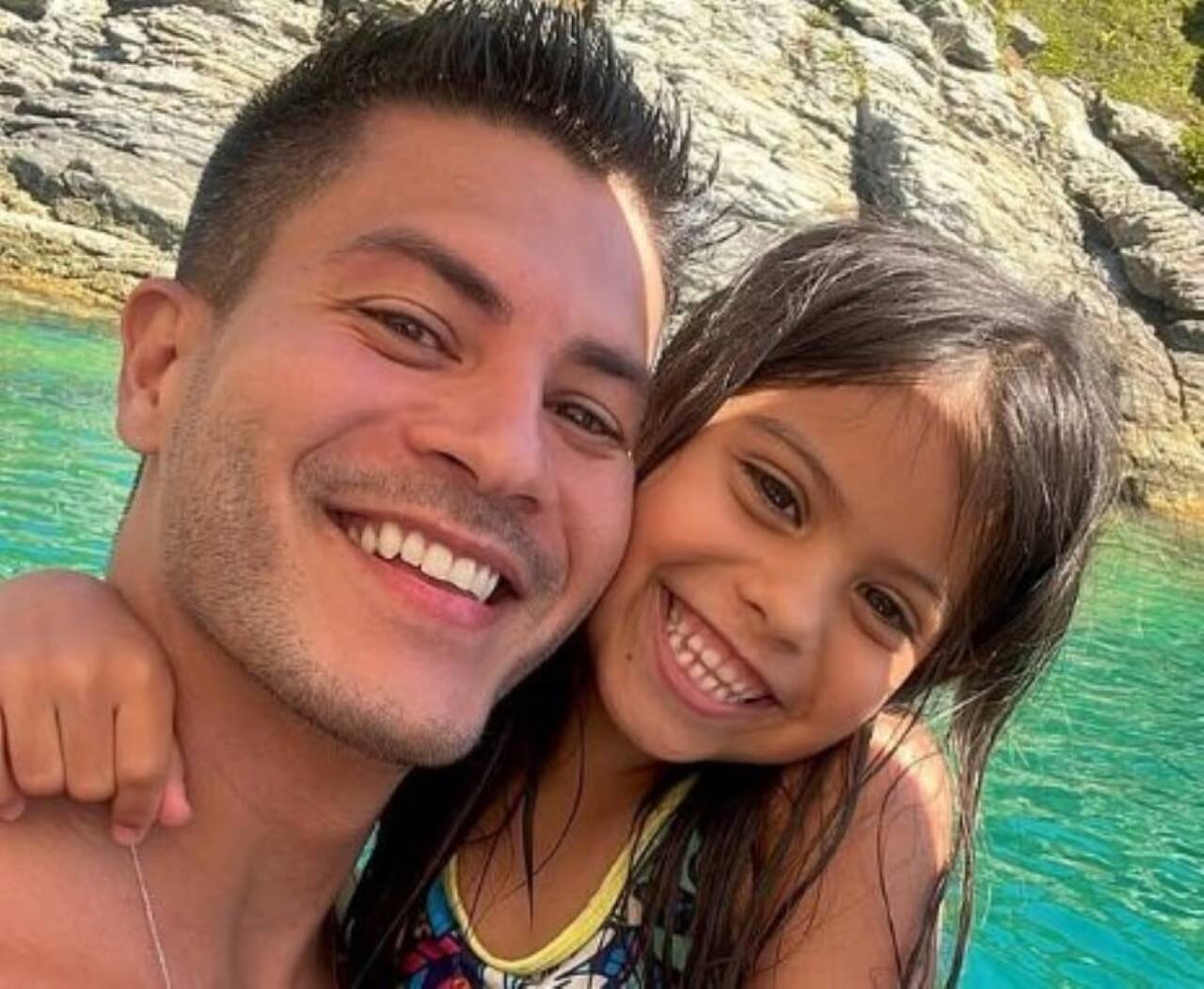 Arthur Aguiar e filha