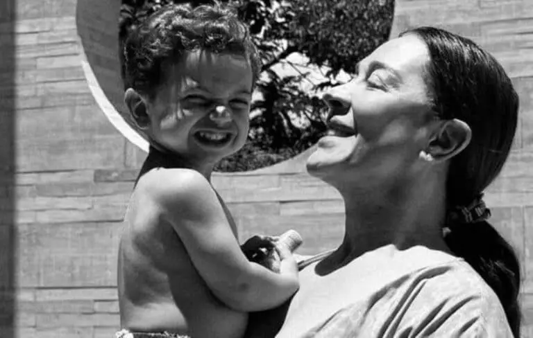 Claúdia Raia e o filho
