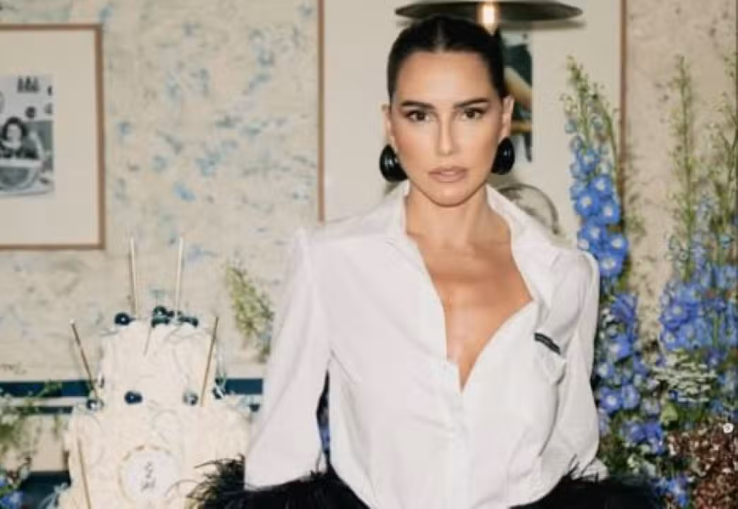 Deborah Secco foto