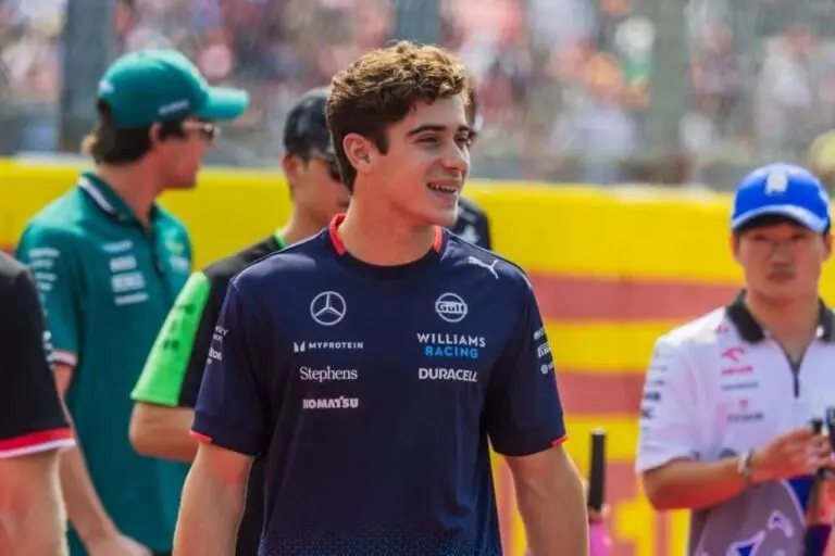 Franco Colapinto é cedido pela Williams à Alpine por cinco temporadas em acordo estratégico
