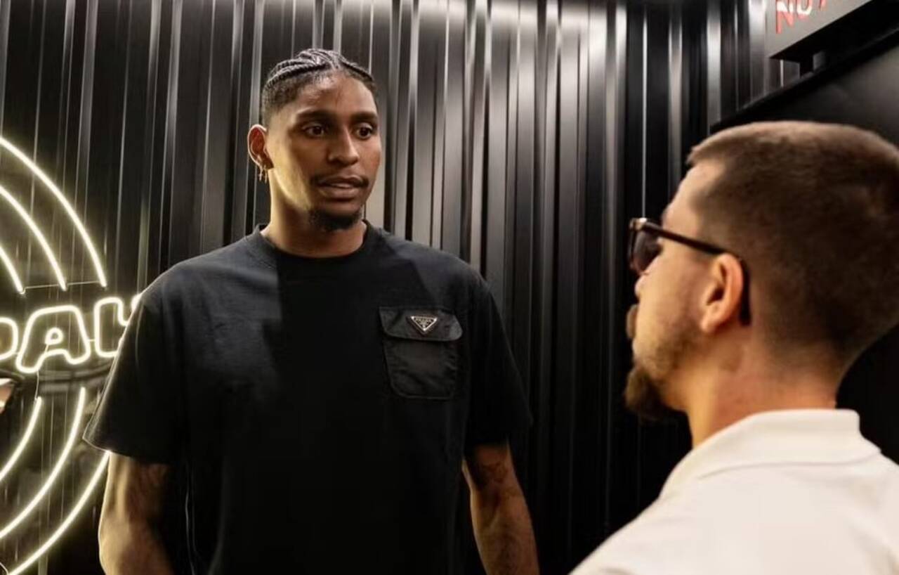 Como Hugo Souza se transformou em protagonista do Corinthians após mentoria