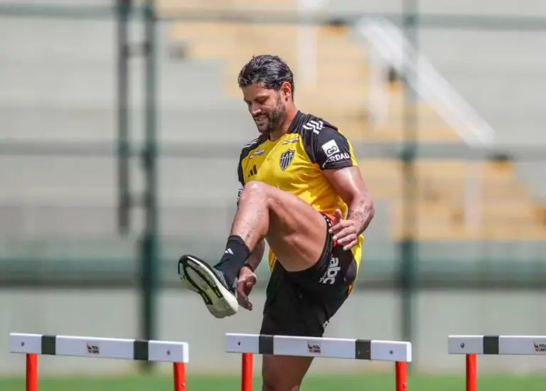 Hulk durante trabalho do Atlético-MG