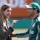 Leila Pereira, presidente do Palmeiras, conversa com Abel Ferreira