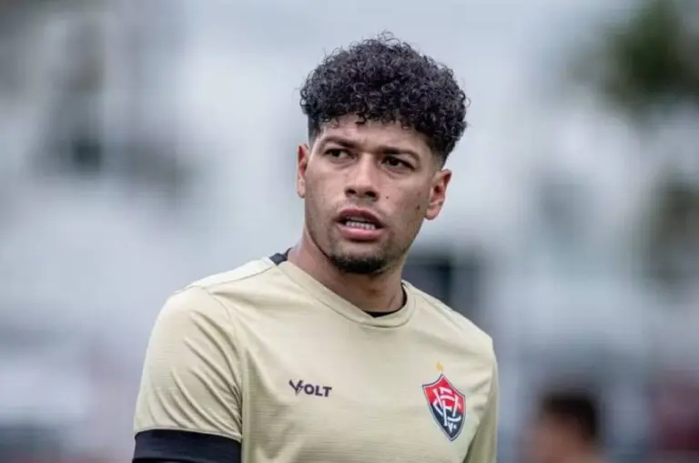 Machado em treino do Vitória
