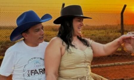 Manoel Gomes e esposa