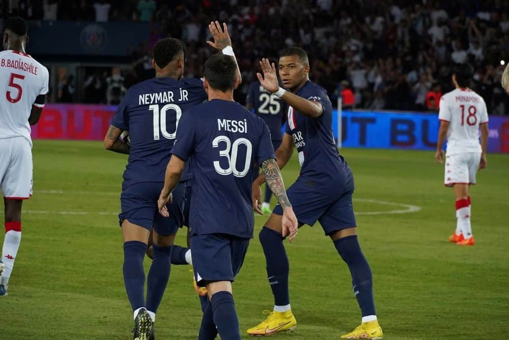 Messi, Neymar e Mbappé PSG
