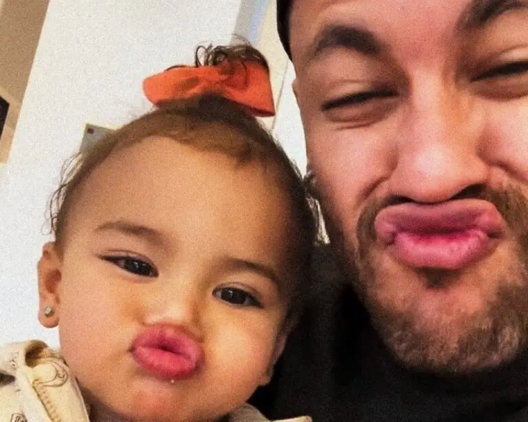 Neymar e Mavie