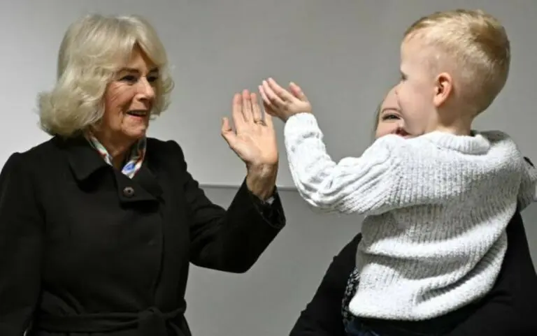 Queen visits Great Western