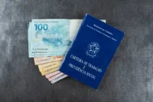 Entenda o prazo de 10 dias para pagamento da rescisão e garanta seus direitos agora