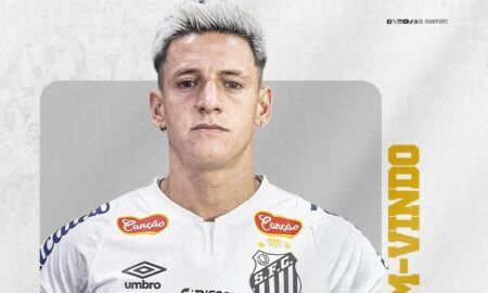 Santos anuncia Léo Godoy como reforço