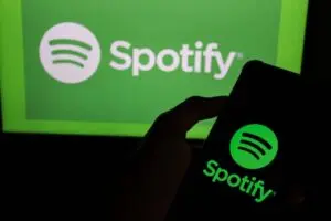 Spotify משיקה את Studio Labs, בינה מלאכותית לשיחות שמתחרה ב-Now Brief של סמסונג