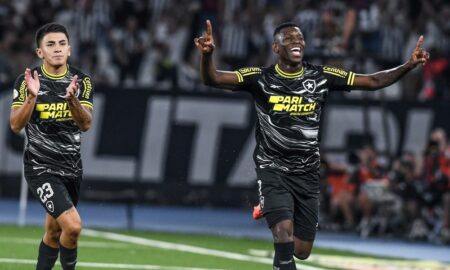 Thiago Almada e Luiz Henrique do Botafogo
