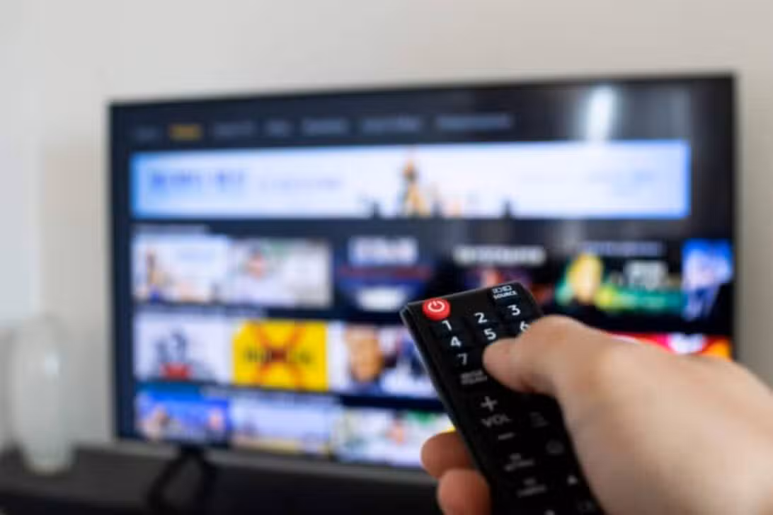 Tv televisão filmes e séries