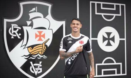 Vasco anuncia a contratação de Lucas Freitas
