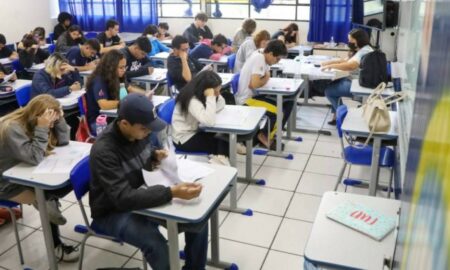 Alunos estudantes rede estadual SP