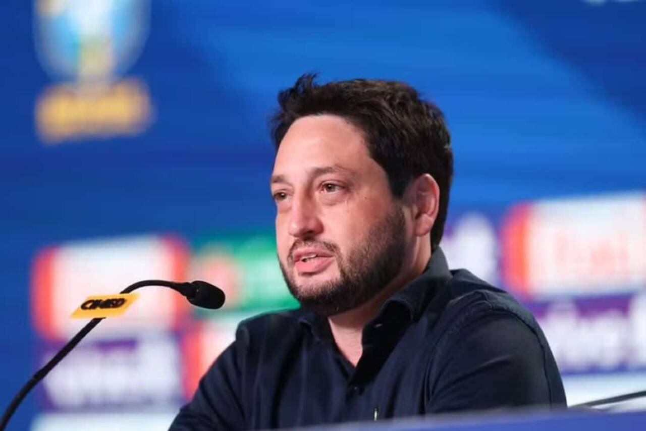 Arthur Elias, treinador da seleção feminina