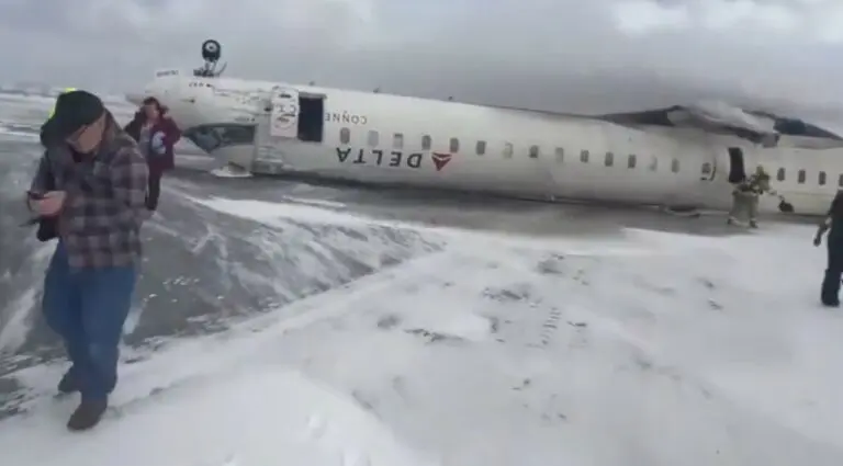 Aviao Delta..