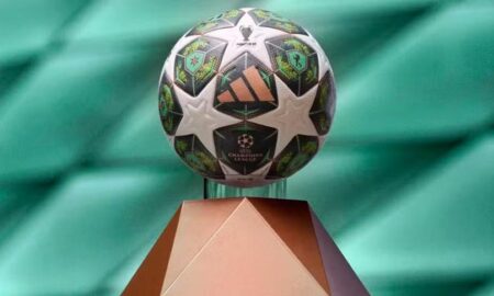 Bola da final da Champions League 2024.25