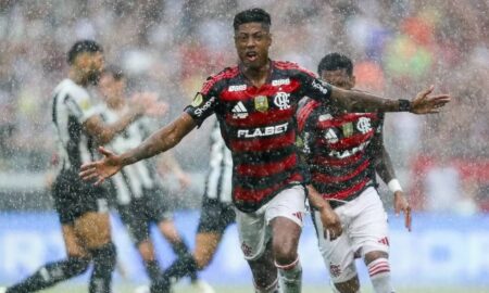 Bruno Henrique comemora gol em Botafogo x Flamengo Supercopa Rei
