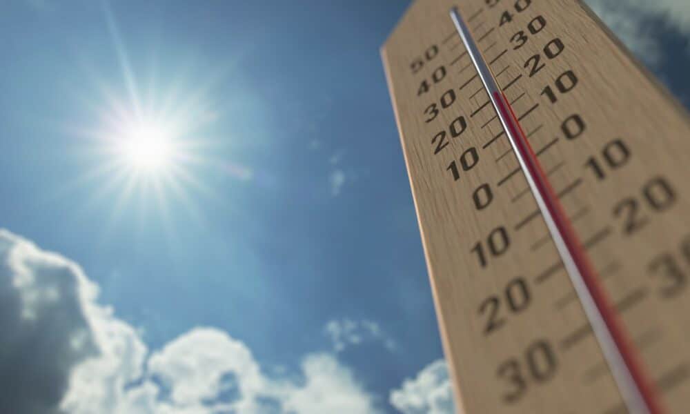 Frente fria se afasta e calor volta forte em SP nesta quinta-feira com pancadas isoladas