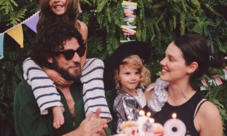 Chay Suede e família