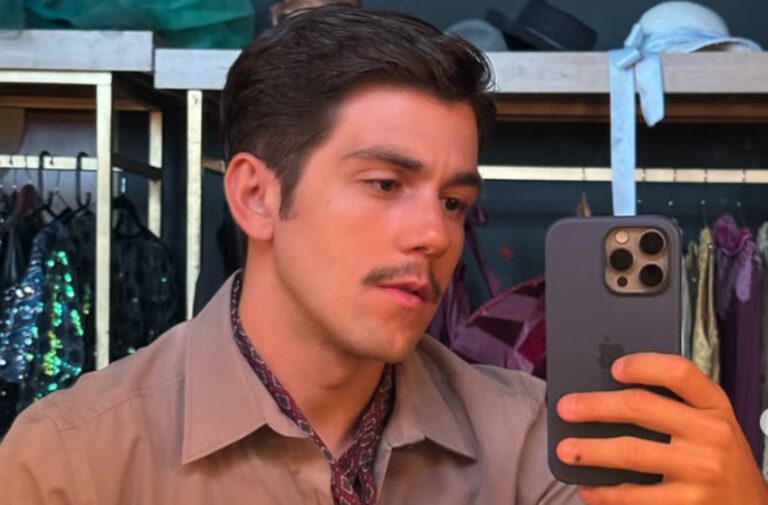 Daniel Rangel como Cássio em ''Garota do Momento''