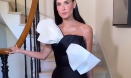 Demi Moore ...