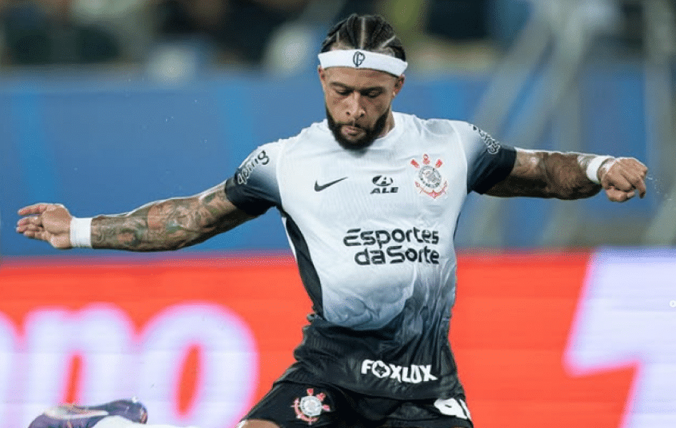 Memphis Depay comemora 31 anos com festa luxuosa, convidados famosos e brindes de grife