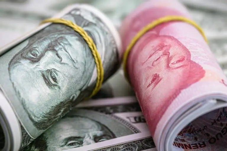Dolar e renminbi