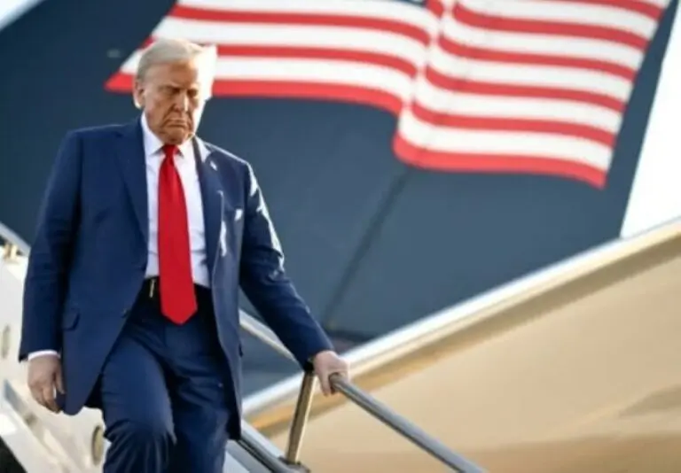 Donald J Trump