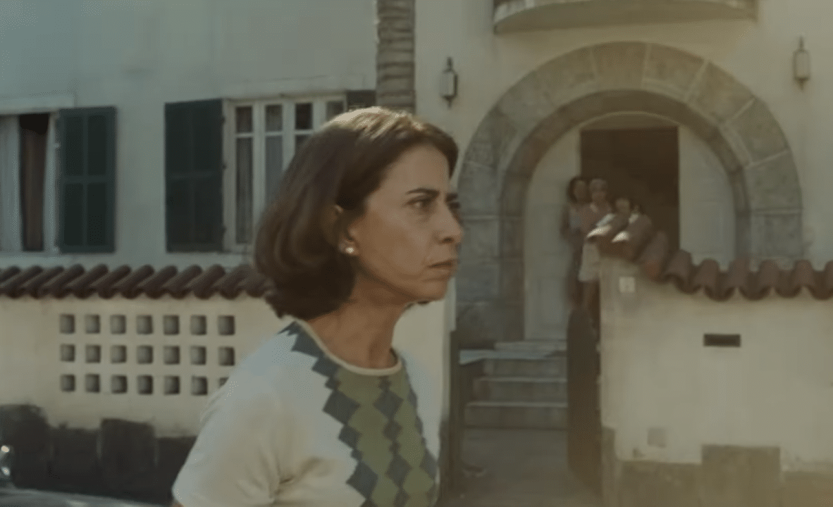 Fernanda Torres como Eunice Paiva