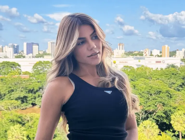 Hariany termina relacionamento