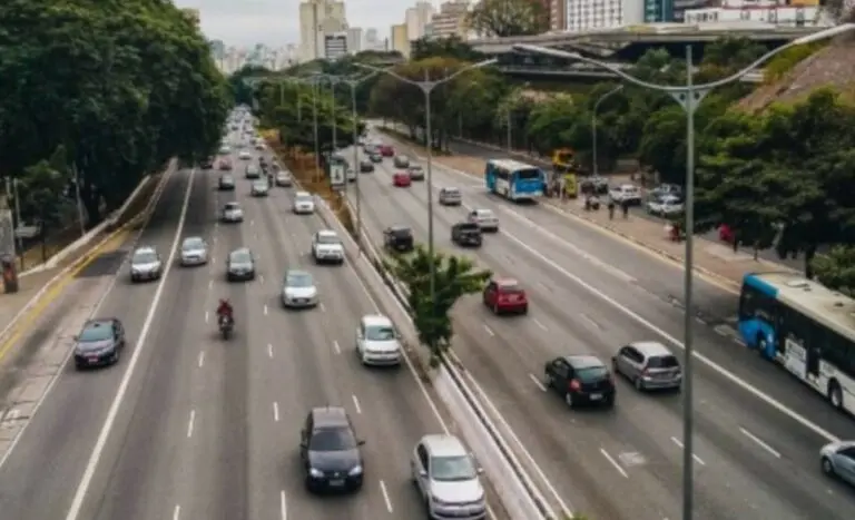 IPVA carros transito CNH