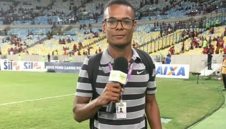 Igor Melo durante trabalho no Maracanã