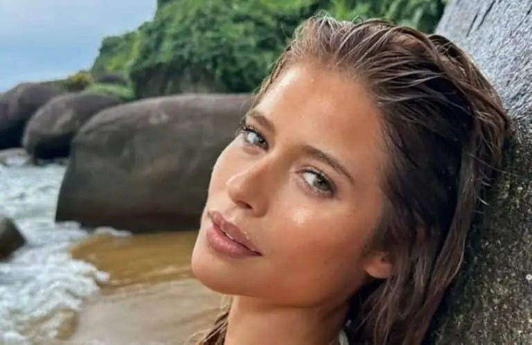 Isadora Cruz