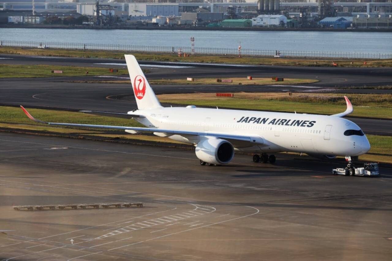 デルタ航空と日本航空の航空機がシアトル空港で地上衝突