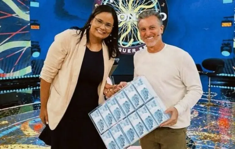 Jullie Dutra e Luciano Hulk