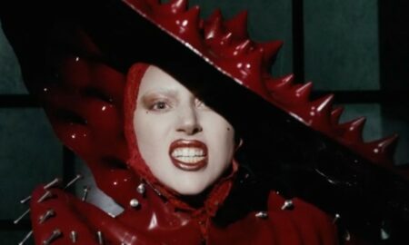 Lady Gaga Abracadabra.