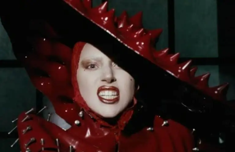 Lady Gaga Abracadabra.