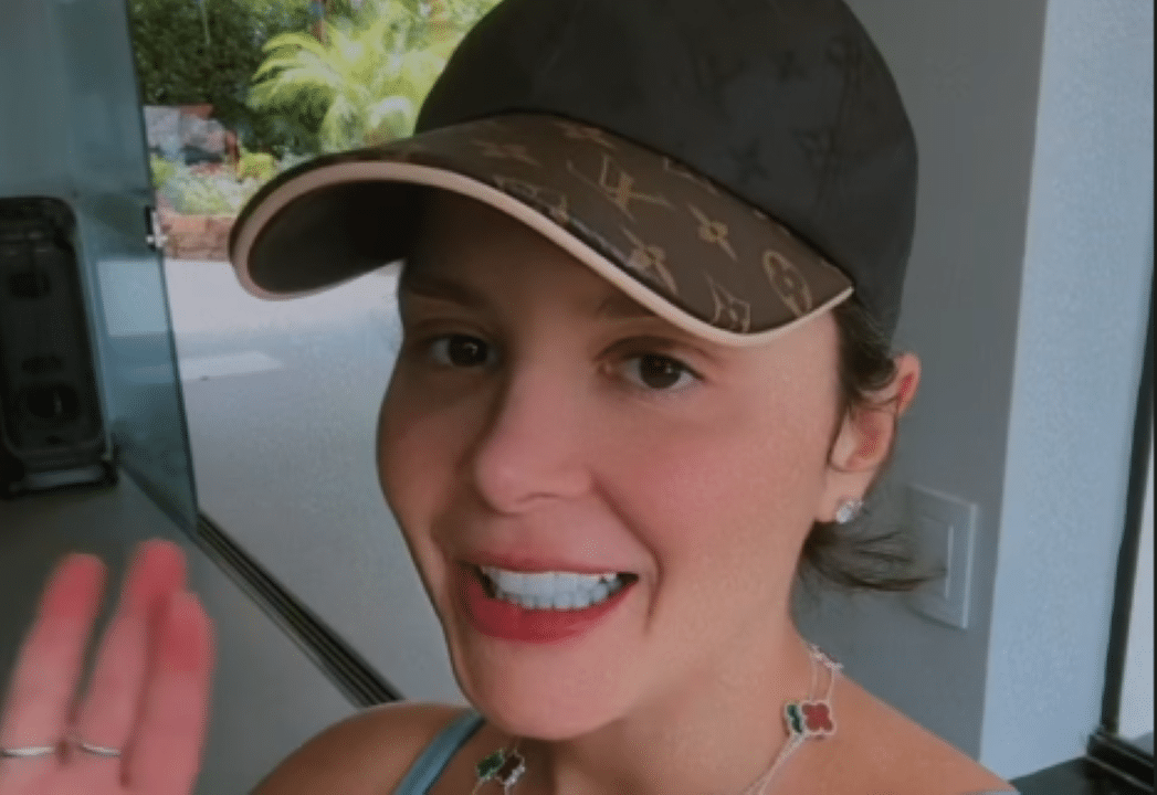 Maraisa recebe alta