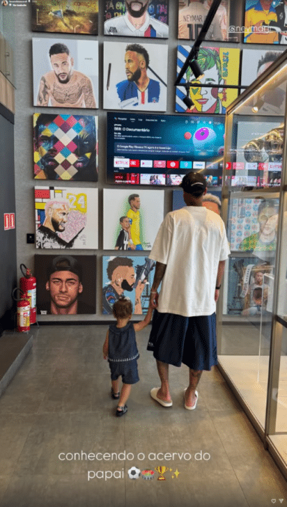 Mavie e Neymar stories