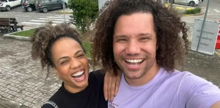 Maycon Cosmer ex-BBB com sua esposa