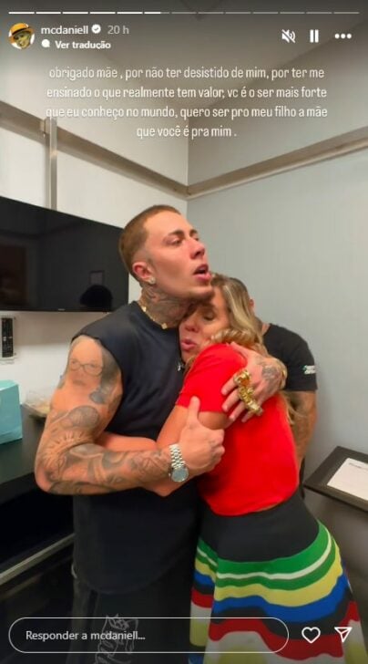 Mc Daniel e mãe