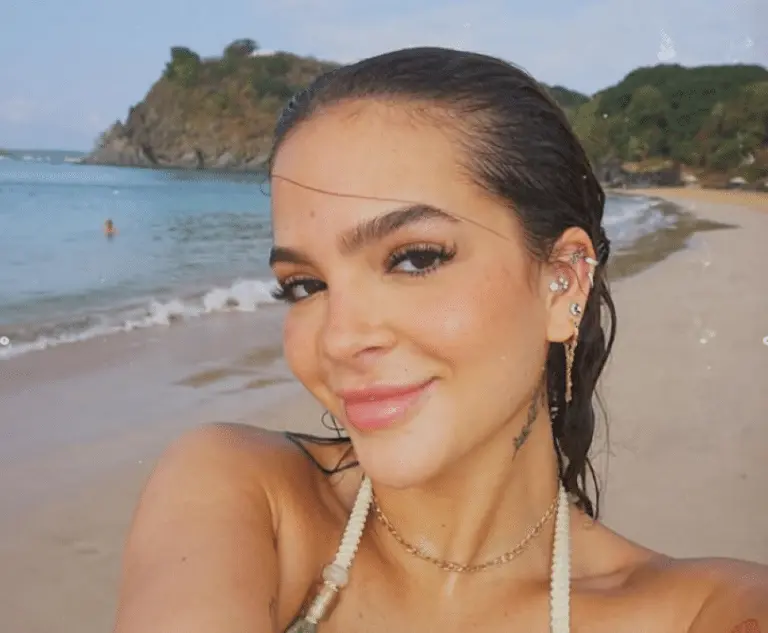 Mel Maia